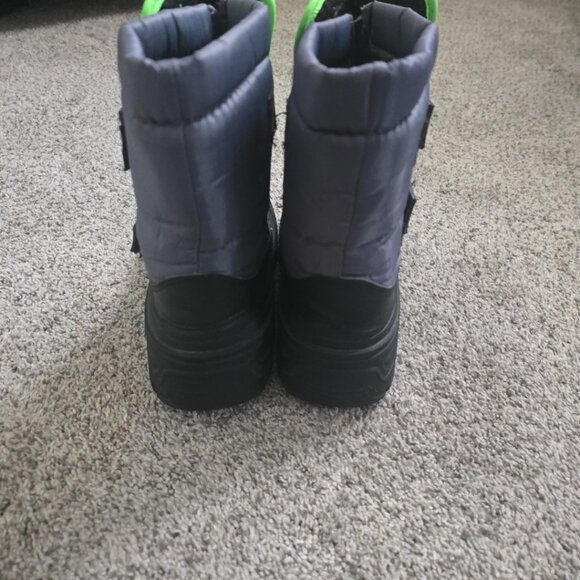 Wonder Nation Boys Winter Boots Size 3 - Picture 4 of 6